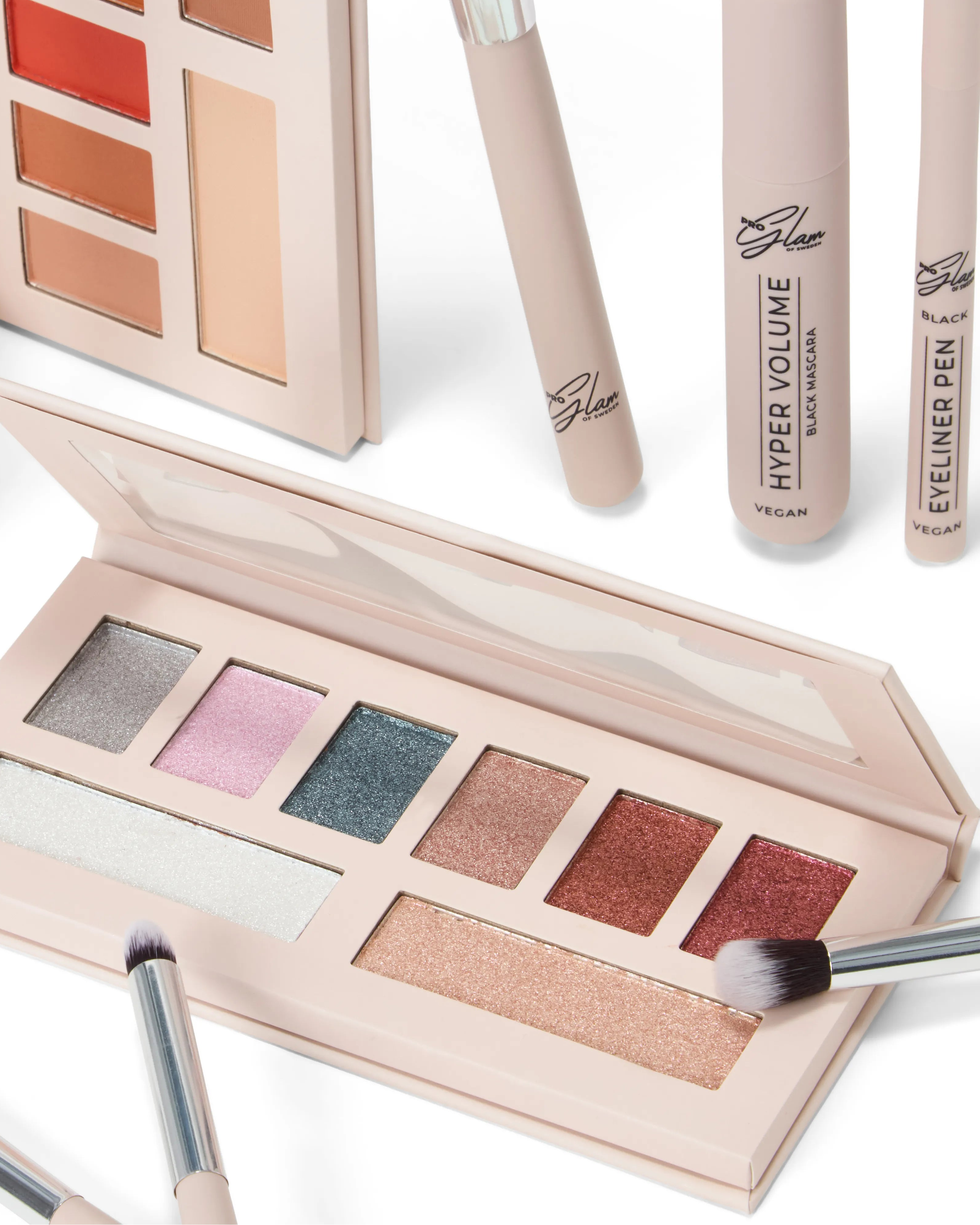Eyeshadow palette metallic madness