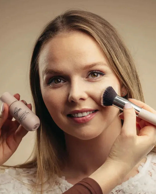 Radiance foundation